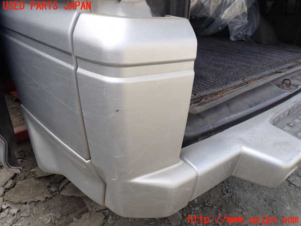 5UPJ-30031610]デリカ スターワゴン(P25W)リアバンパー 中古_m0004.jpg