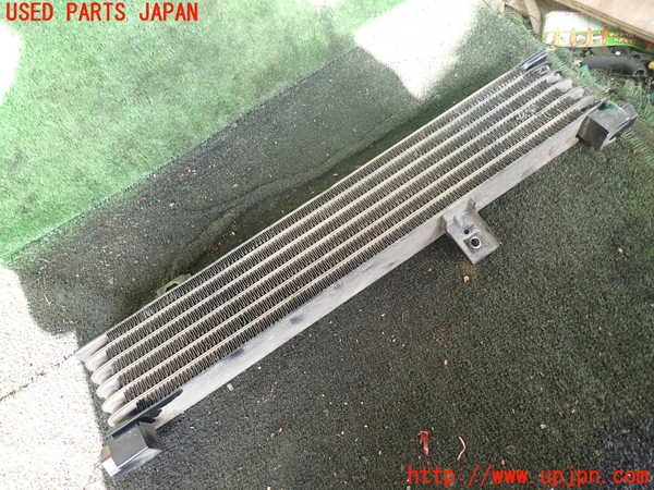 5UPJ-30032482]デリカ スターワゴン(P25W)オイルクーラー2 (EG用) 中古_m0002.jpg
