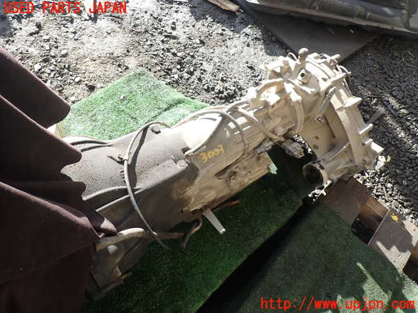 1UPJ-30033010]デリカ スターワゴン(P25W)ミッション AT 4D56 4WD 中古_m0001.jpg