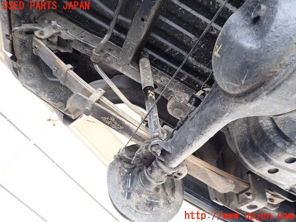 1UPJ-30035105]デリカ スターワゴン(P25W)左リアスプリング (リーフスプリング) 中古_m0001.jpg