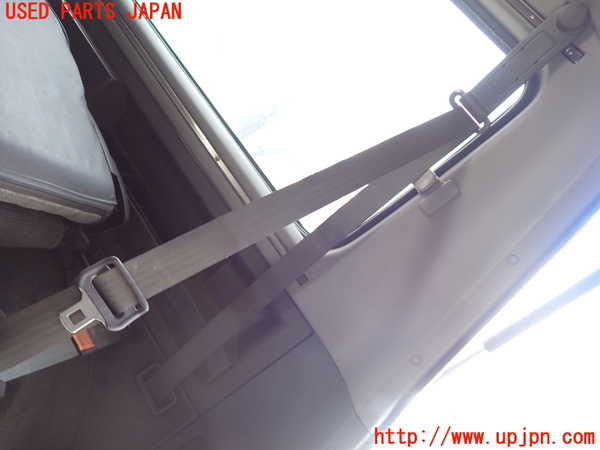 1UPJ-30037245]デリカ スターワゴン(P25W)右3列目シートベルト 中古_m0001.jpg