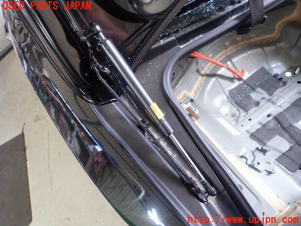 1UPJ-30041506]クラウン アスリート ハイブリッド(AWS210)トランクダンパー 中古_m0002.jpg