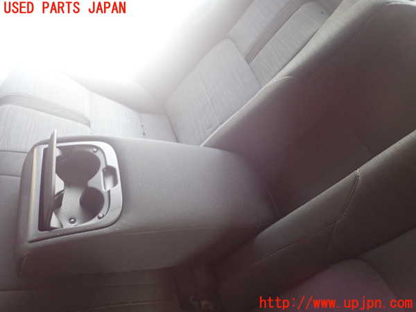 1UPJ-30047385]クラウン アスリート ハイブリッド(AWS210)リアシート 中古_m0002.jpg