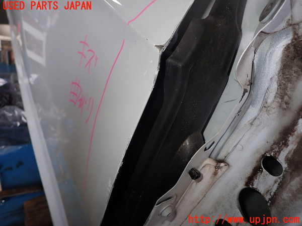 1UPJ-30051230]アウディ・A3 スポーツバック(8VCXS)右前ドア SEKURIT M24100 中古_m0002.jpg