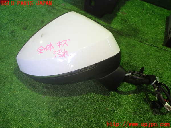 1UPJ-30051210]アウディ・A3 スポーツバック(8VCXS)右ドアミラー 中古_m0001.jpg