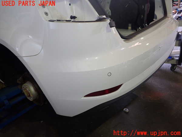 1UPJ-30051610]アウディ・A3 スポーツバック(8VCXS)リアバンパー 中古_m0003.jpg