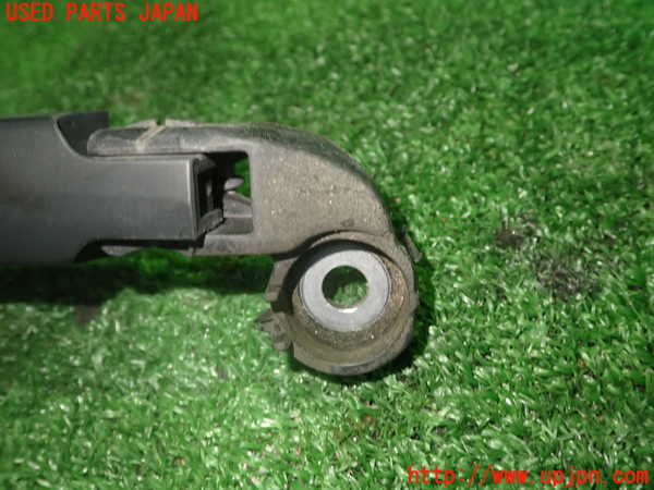 1UPJ-30051661]アウディ・A3 スポーツバック(8VCXS)リアワイパーアーム1 中古_m0002.jpg