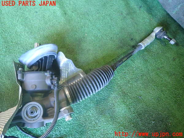 1UPJ-30054235]アウディ・A3 スポーツバック(8VCXS)パワステギアボックス 中古_m0003.jpg
