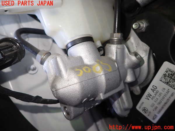 1UPJ-30054050]アウディ・A3 スポーツバック(8VCXS)ブレーキマスターシリンダー 中古_m0002.jpg