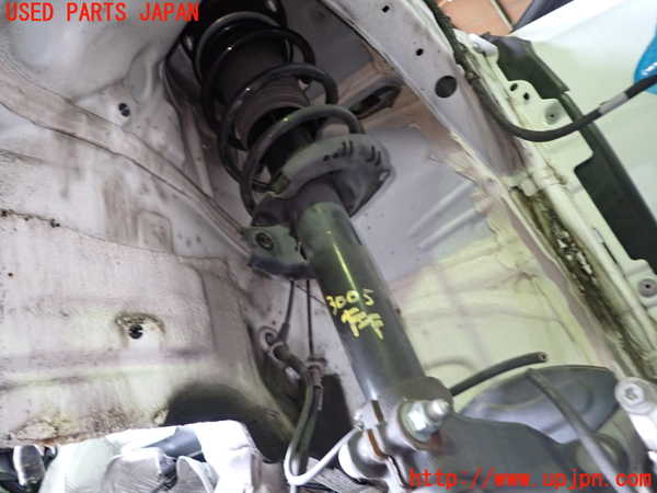 1UPJ-30055025]アウディ・A3 スポーツバック(8VCXS)左フロントストラット 中古_m0001.jpg