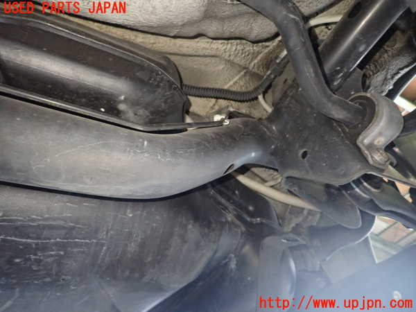 1UPJ-30055295]アウディ・A3 スポーツバック(8VCXS)リアメンバー 中古_m0005.jpg