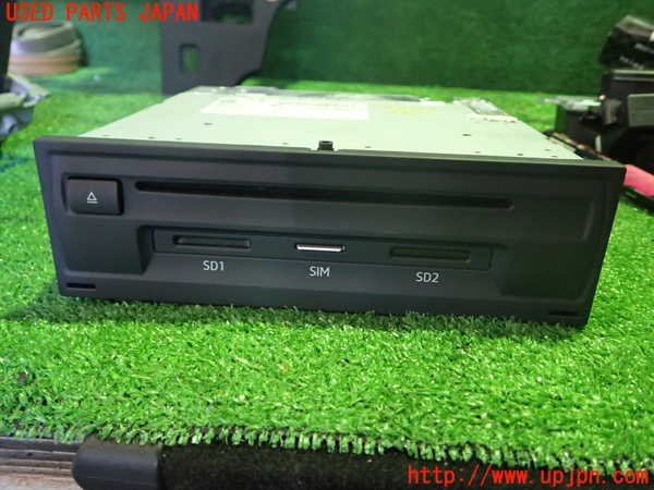 1UPJ-30056589]アウディ・A3 スポーツバック(8VCXS)カーナビゲーション 中古_m0001.jpg