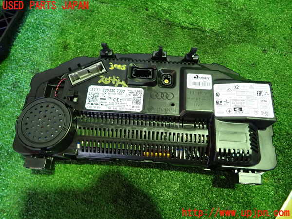1UPJ-30056170]アウディ・A3 スポーツバック(8VCXS)スピードメーター 中古_m0003.jpg
