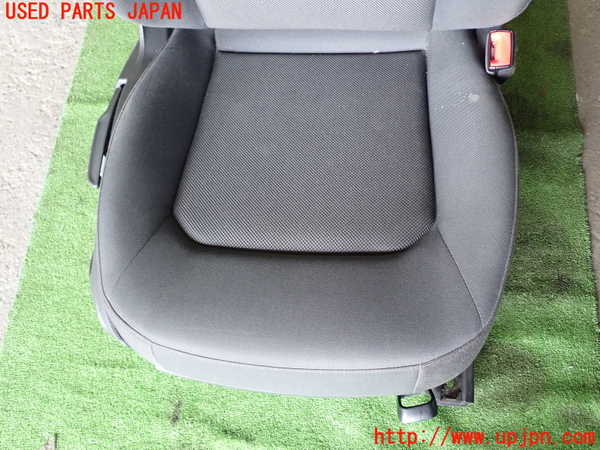 1UPJ-30057035]アウディ・A3 スポーツバック(8VCXS)運転席シート 中古_m0003.jpg