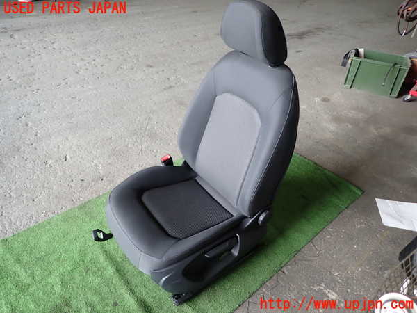 1UPJ-30057065]アウディ・A3 スポーツバック(8VCXS)助手席シート 中古_m0001.jpg