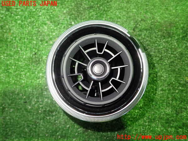 1UPJ-30057527]アウディ・A3 スポーツバック(8VCXS)エアコン吹き出し口2 (左) 中古_m0001.jpg