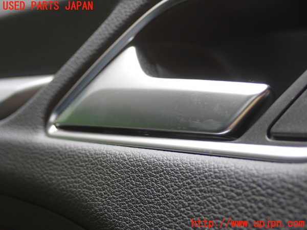 1UPJ-30051324]アウディ・A3 スポーツバック(8VCXS)左後ドア内張り 中古_m0002.jpg