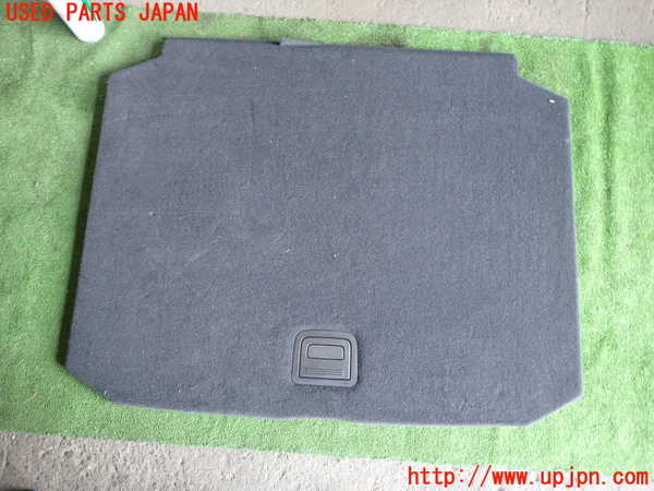 1UPJ-30057771]アウディ・A3 スポーツバック(8VCXS)ラゲッジトレイ1 中古_m0001.jpg