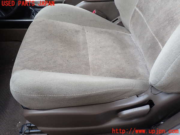 1UPJ-30067065]ランクルプラド(KDJ95W)助手席シート 中古_m0003.jpg