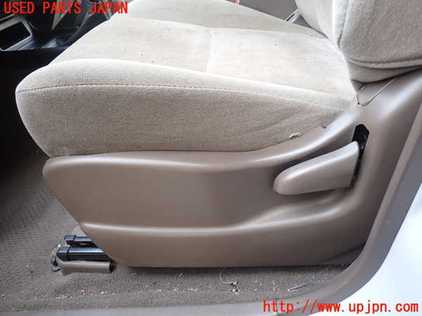 1UPJ-30067065]ランクルプラド(KDJ95W)助手席シート 中古_m0004.jpg