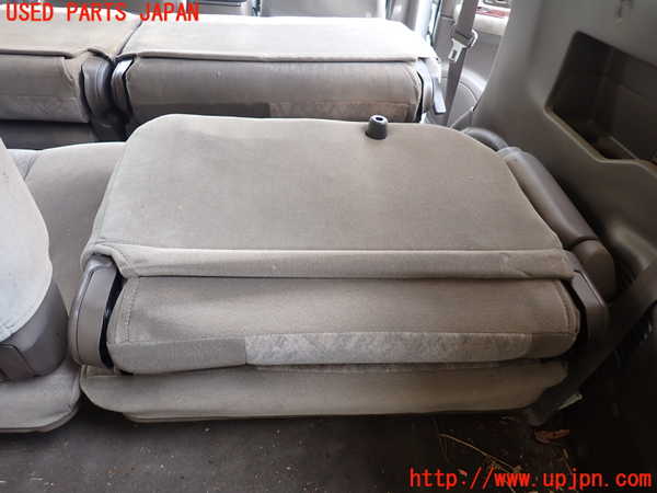 5UPJ-30067235]ランクルプラド(KDJ95W)右3列目シート 中古_m0004.jpg