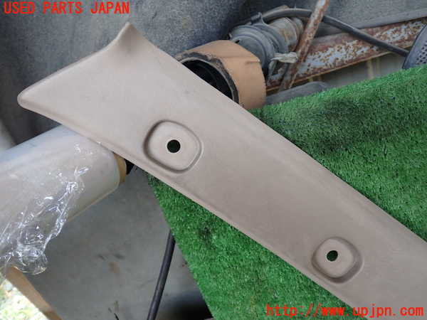 1UPJ-30067660]ランクルプラド(KDJ95W)左フロントピラートリム 中古_m0002.jpg