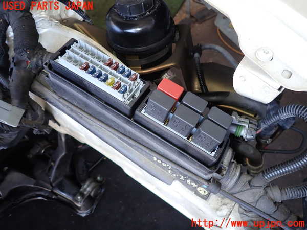 2UPJ-30076742]アルファロメオ・147 GTA(937AXL)ヒューズボックス2 中古_m0002.jpg