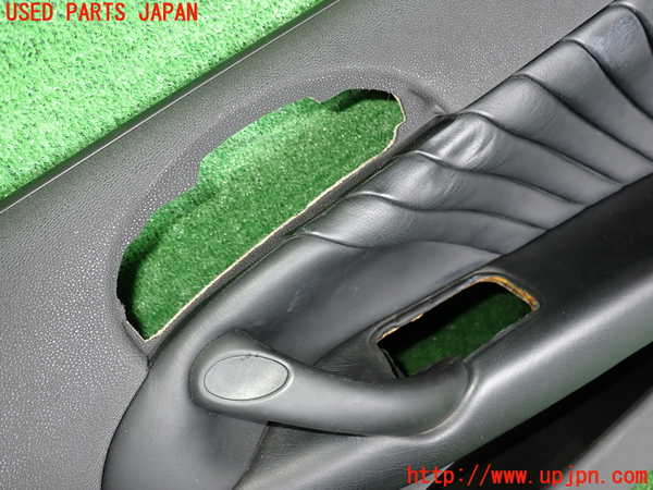 2UPJ-30071234]アルファロメオ・147 GTA(937AXL)右ドア内張り 中古_m0002.jpg