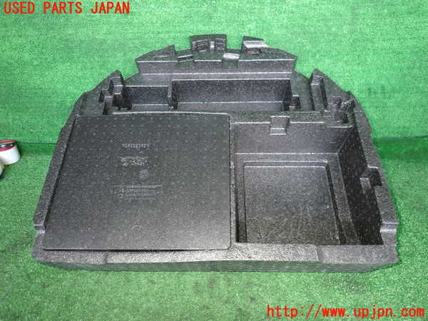 2UPJ-30077771]アルファロメオ・147 GTA(937AXL)ラゲッジトレイ1 中古_m0001.jpg