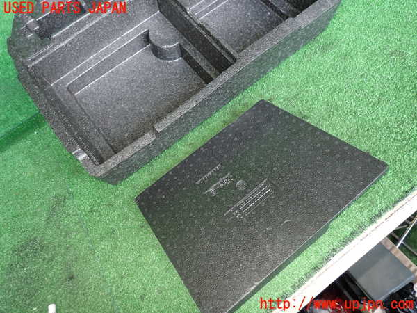 2UPJ-30077771]アルファロメオ・147 GTA(937AXL)ラゲッジトレイ1 中古_m0002.jpg