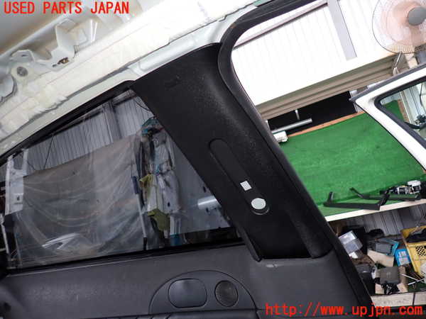 5UPJ-30077680]アルファロメオ・147 GTA(937AXL)左リアピラートリム 中古_m0002.jpg