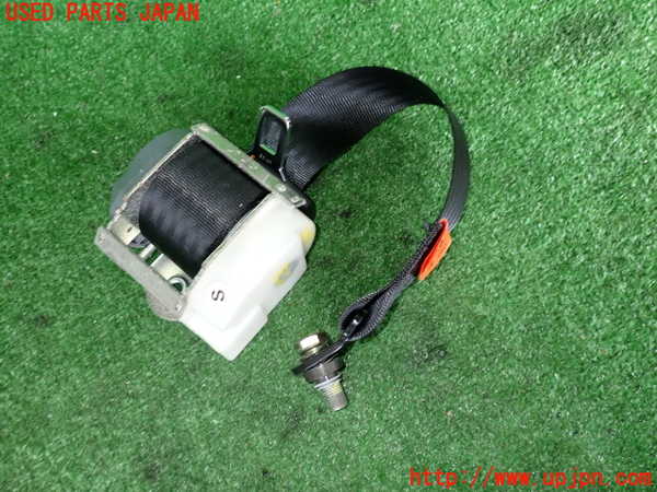 5UPJ-30077185]アルファロメオ・147 GTA(937AXL)左2列目シートベルト 中古_m0001.jpg