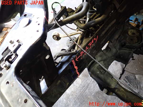 2UPJ-30081042]ベンツ SLC200(172434)(R172)コアサポート（カット） 中古_m0002.jpg