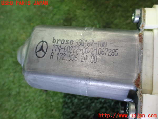 2UPJ-30081296]ベンツ SLC200(172434)(R172)右後レギュレーターモーター 中古_m0002.jpg
