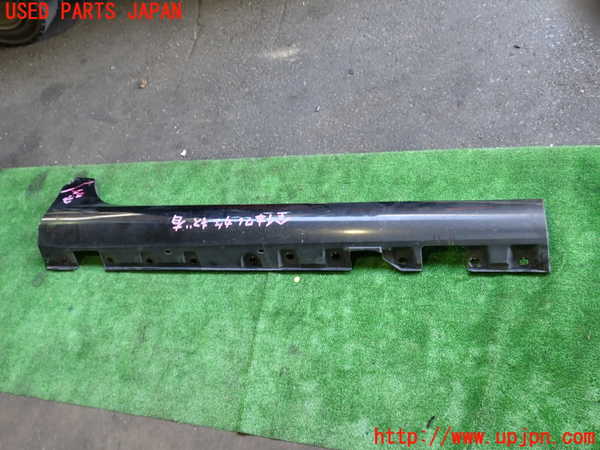 2UPJ-30081390]ベンツ SLC200(172434)(R172)右サイドステップ 中古_m0001.jpg