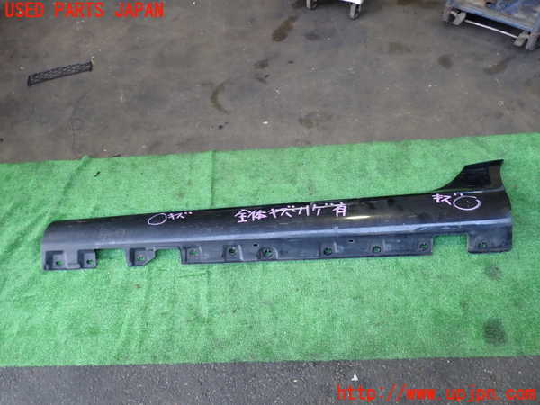 2UPJ-30081392]ベンツ SLC200(172434)(R172)左サイドステップ 中古_m0001.jpg