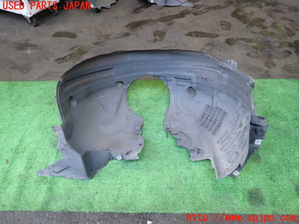 2UPJ-30081090]ベンツ SLC200(172434)(R172)右前フェンダーライナー 中古_m0001.jpg
