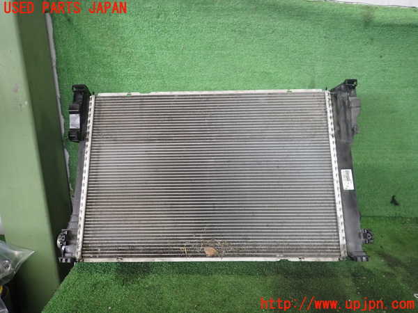 2UPJ-30082321]ベンツ SLC200(172434)(R172)ラジエーター1 中古_m0002.jpg