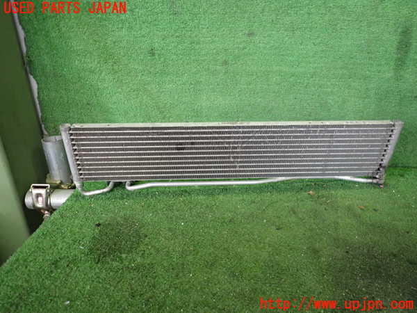 2UPJ-30082481]ベンツ SLC200(172434)(R172)オイルクーラー1 中古_m0002.jpg