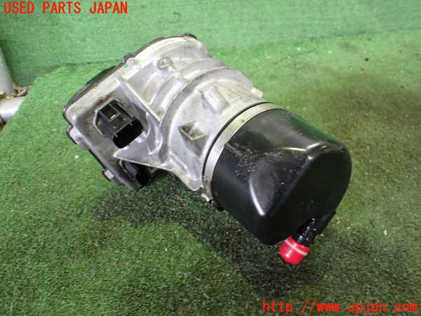 2UPJ-30084250]ベンツ SLC200(172434)(R172)パワステポンプ 中古_m0002.jpg