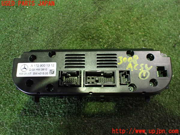 2UPJ-30086066]ベンツ SLC200(172434)(R172)エアコンスイッチ1 中古_m0002.jpg