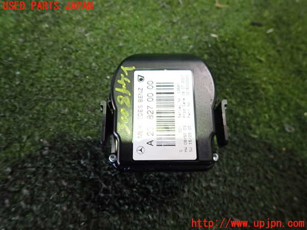 2UPJ-30087850]ベンツ SLC200(172434)(R172)時計 中古_m0002.jpg
