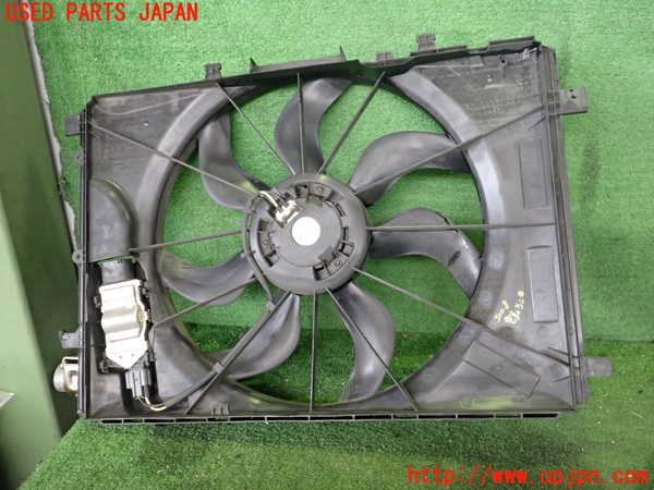 2UPJ-30086836]ベンツ SLC200(172434)(R172)電動ファン1 中古_m0001.jpg