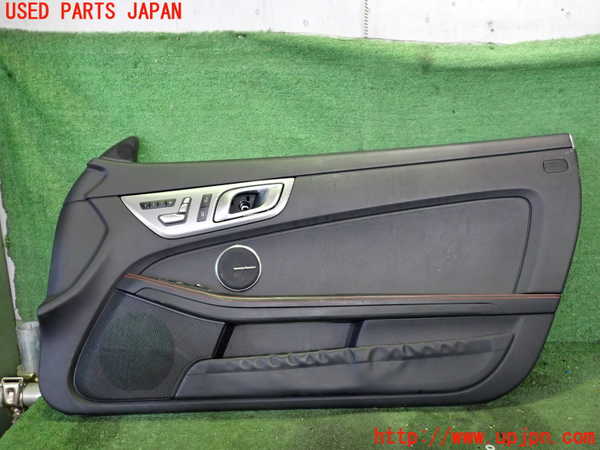 2UPJ-30081234]ベンツ SLC200(172434)(R172)右ドア内張り 中古_m0001.jpg