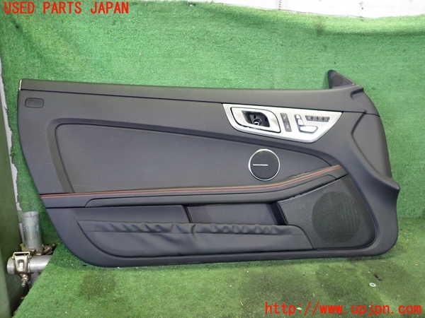 2UPJ-30081264]ベンツ SLC200(172434)(R172)左ドア内張り 中古_m0001.jpg