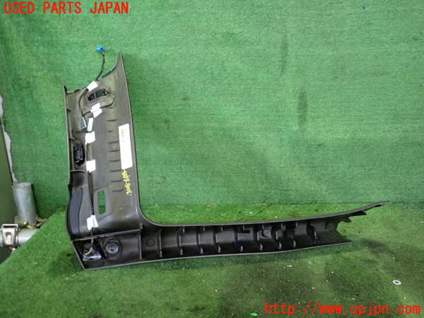 2UPJ-30087655]ベンツ SLC200(172434)(R172)右フロントピラートリム 中古_m0002.jpg