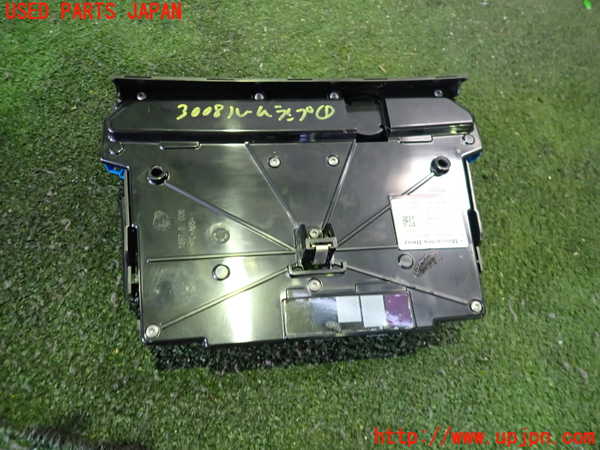 2UPJ-30086411]ベンツ SLC200(172434)(R172)ルームランプ1 (1列目真中) 中古_m0003.jpg