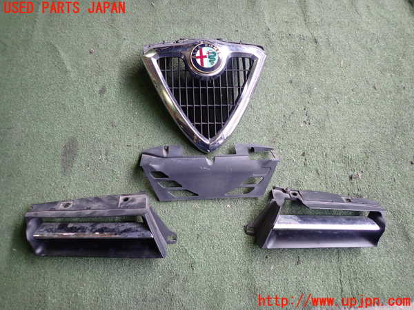 2UPJ-30091050]アルファロメオ・156 GTA(932AXB)ラジエターグリル 中古_m0001.jpg