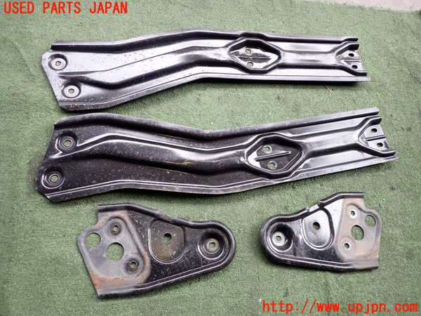 2UPJ-30095296]アルファロメオ・156 GTA(932AXB)メンバー1 中古_m0002.jpg