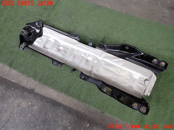 2UPJ-30091721]アルファロメオ・156 GTA(932AXB)アンダーカバー1 中古_m0003.jpg